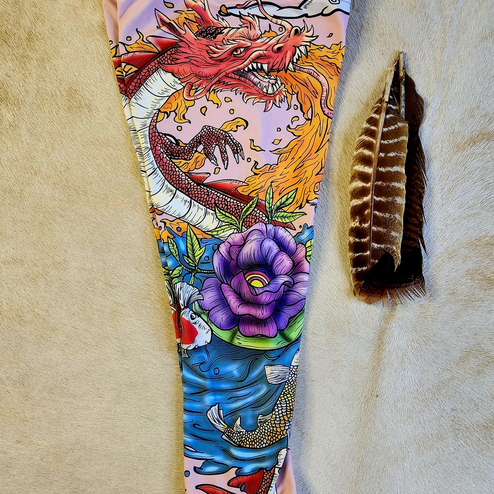 Vibrant Dragon Print Leggings